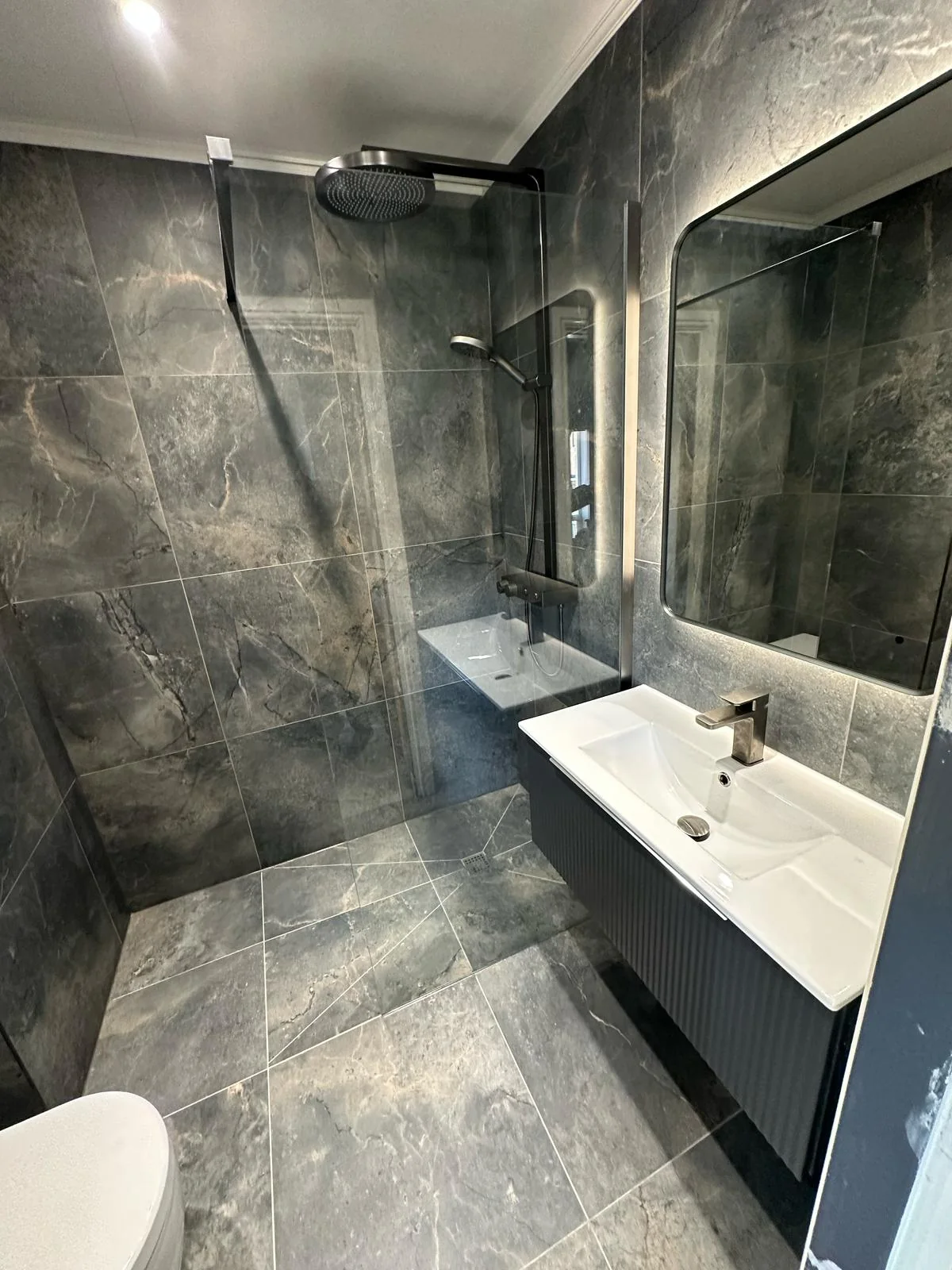AGUK bathroom transformation after, project 20