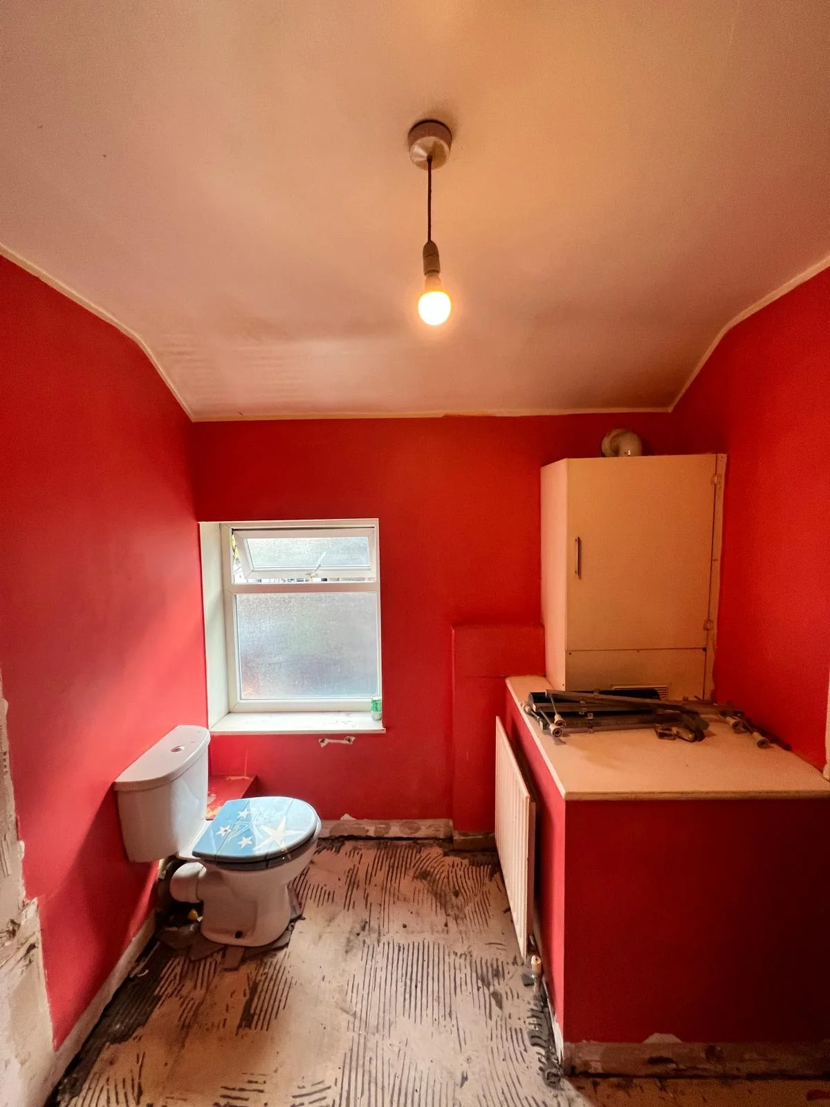 AGUK bathroom before renovation, project 13